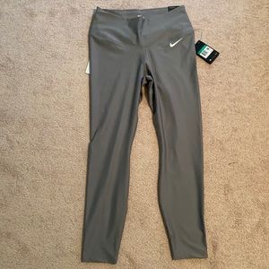 Dri- Fit Nike Full Length Duke Leggings